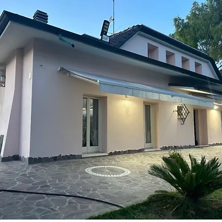 Villa Ninfea Lux Tavullia, Jacuzzi, Garden, Wifi, Ac *